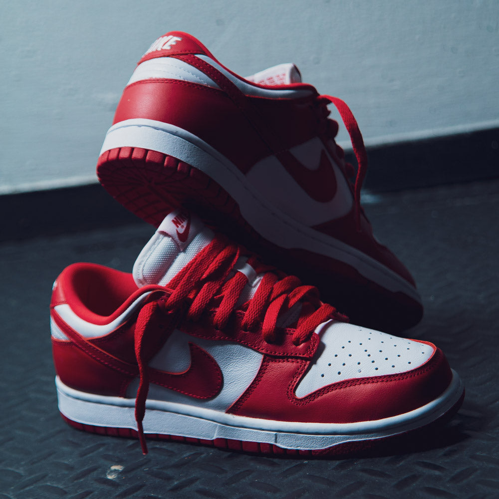 NIKE DUNK LOW SP / WHITE-UNIVERSITY RED