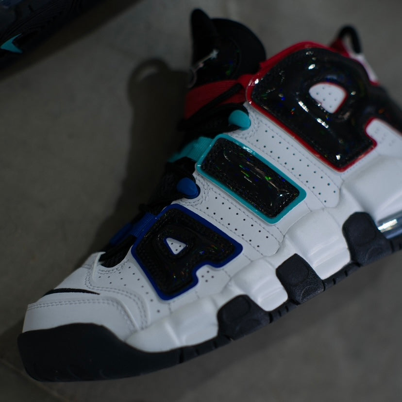 NIKE AIR MORE UPTEMPO CL (GS) / WHITE-BLACK-UNIVERSITY RED-GAME ROYAL